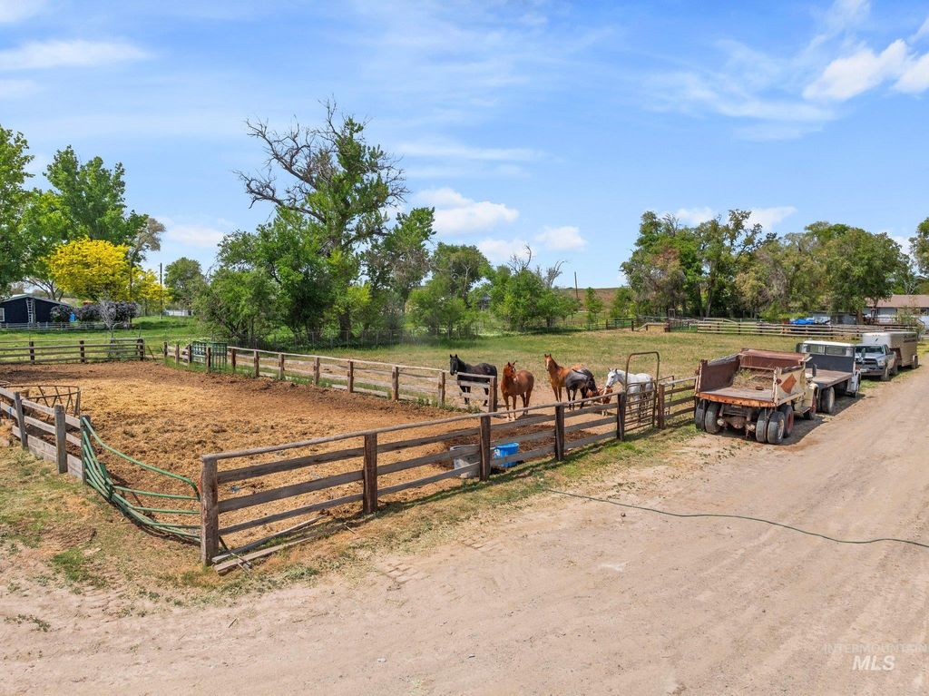 1925 Graham Boulevard, Vale, OR 97918 photo 35
