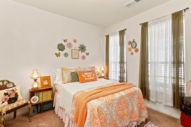 2416 Fall Leaf Court, Denton, TX 76209