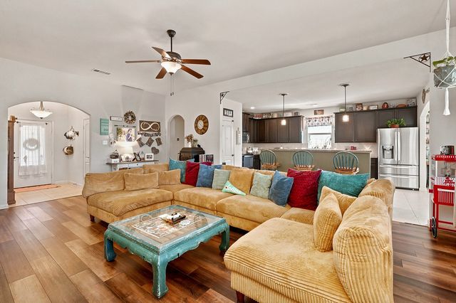 2416 Fall Leaf Court, Denton, TX 76209