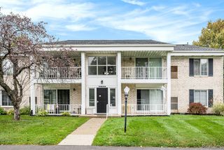 35912 Ann Arbor Trail, Livonia, MI 48150