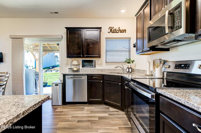 1025 Stratton Way, Shelbyville, KY 40065