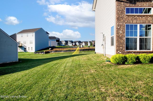 1025 Stratton Way, Shelbyville, KY 40065
