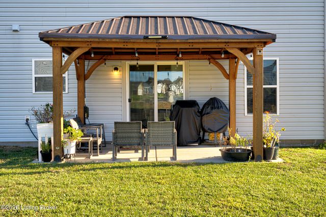 1025 Stratton Way, Shelbyville, KY 40065