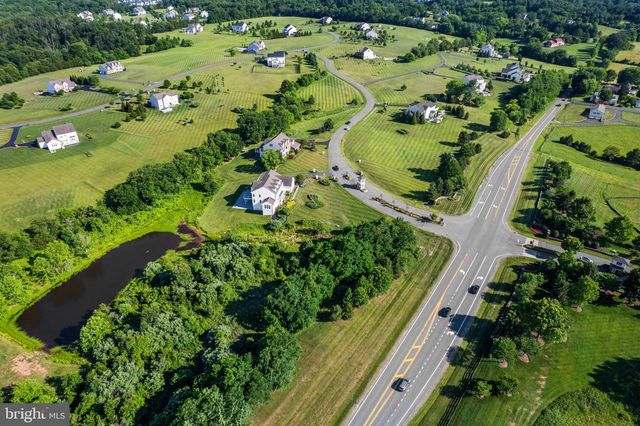 23028 CREIGHTON FARMS DR, Leesburg, VA 20175