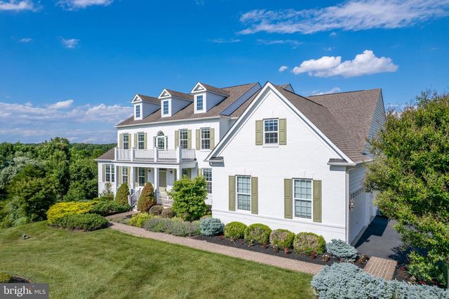 23028 CREIGHTON FARMS DR, Leesburg, VA 20175