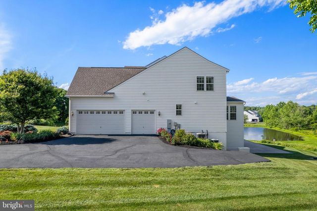 23028 CREIGHTON FARMS DR, Leesburg, VA 20175