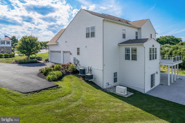 23028 CREIGHTON FARMS DR, Leesburg, VA 20175