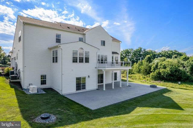 23028 CREIGHTON FARMS DR, Leesburg, VA 20175