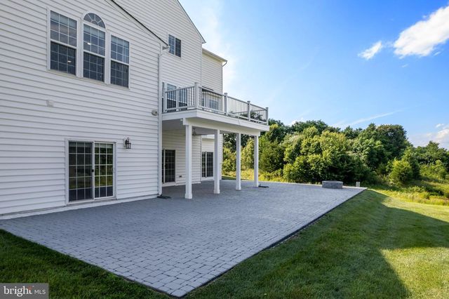 23028 CREIGHTON FARMS DR, Leesburg, VA 20175