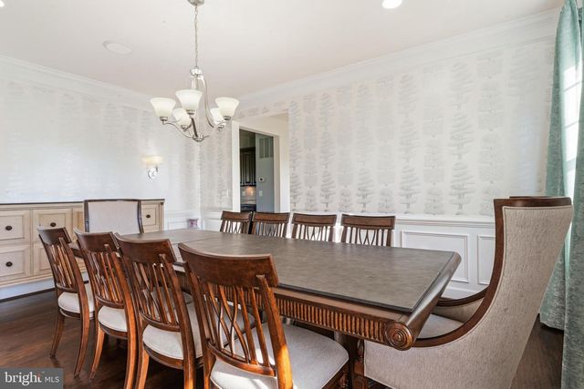 23028 CREIGHTON FARMS DR, Leesburg, VA 20175