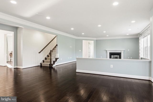 23028 CREIGHTON FARMS DR, Leesburg, VA 20175