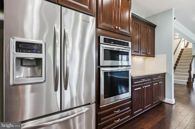 23028 CREIGHTON FARMS DR, Leesburg, VA 20175
