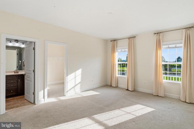 23028 CREIGHTON FARMS DR, Leesburg, VA 20175