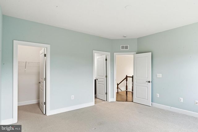 23028 CREIGHTON FARMS DR, Leesburg, VA 20175
