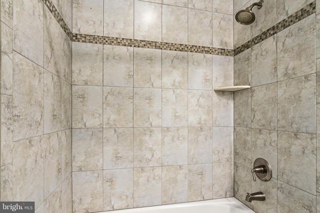 23028 CREIGHTON FARMS DR, Leesburg, VA 20175