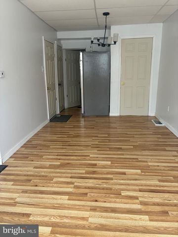2432 TULIP ST, Philadelphia, PA 19125