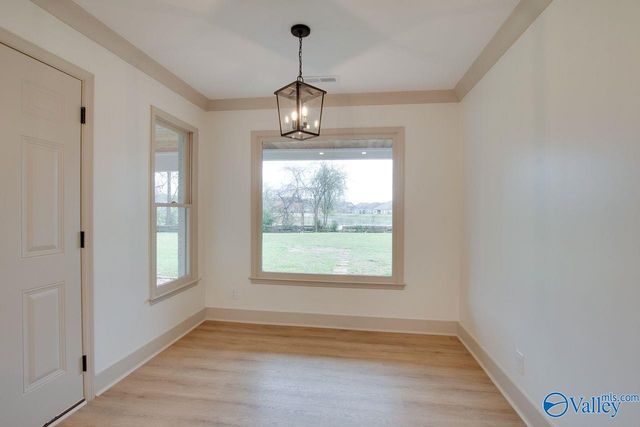 2042 Rosebury Lane SW, Huntsville, AL 35803