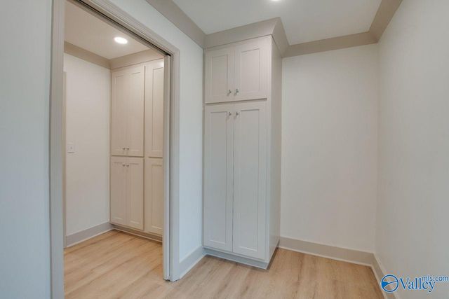 2042 Rosebury Lane SW, Huntsville, AL 35803