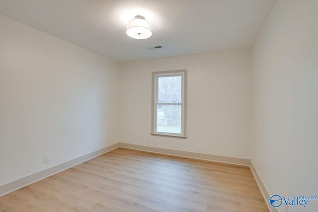 2042 Rosebury Lane SW, Huntsville, AL 35803