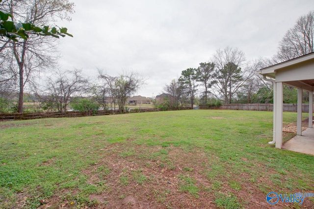 2042 Rosebury Lane SW, Huntsville, AL 35803