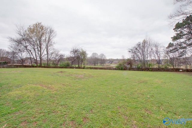 2042 Rosebury Lane SW, Huntsville, AL 35803