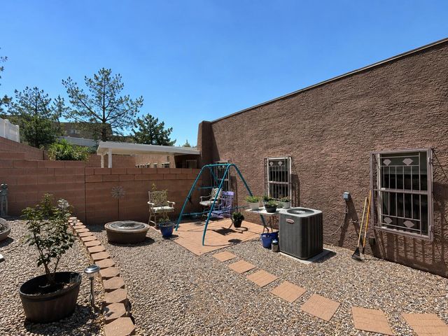 932 Sellers Drive NE, Albuquerque, NM 87112
