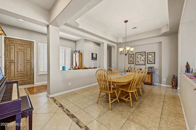 4037 E CLUBVIEW Drive, Gilbert, AZ 85298
