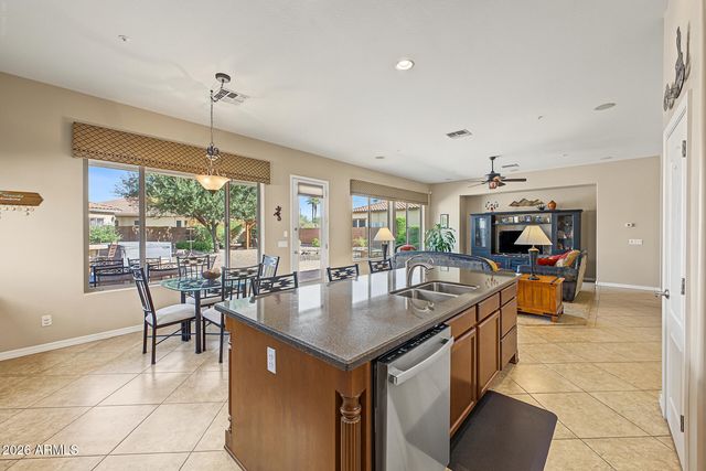 4037 E CLUBVIEW Drive, Gilbert, AZ 85298