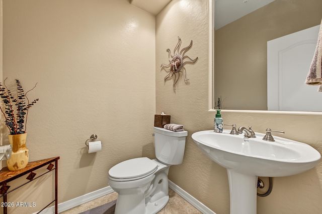 4037 E CLUBVIEW Drive, Gilbert, AZ 85298