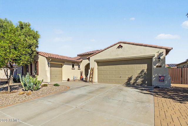 4037 E CLUBVIEW Drive, Gilbert, AZ 85298