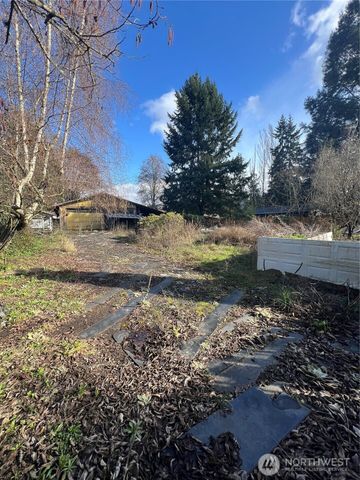 14217 113th Avenue Ct E, Puyallup, WA 98374