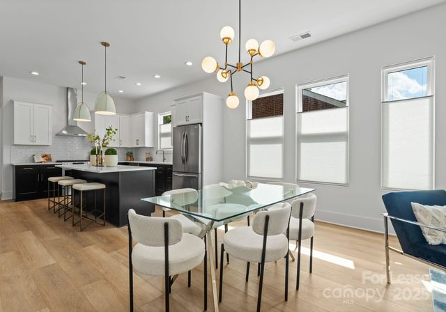 2008 St John Street, Charlotte, NC 28216