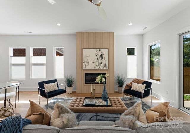 2008 St John Street, Charlotte, NC 28216