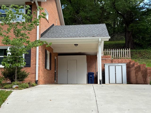 1800 COURTLAND RD, Alexandria, VA 22306