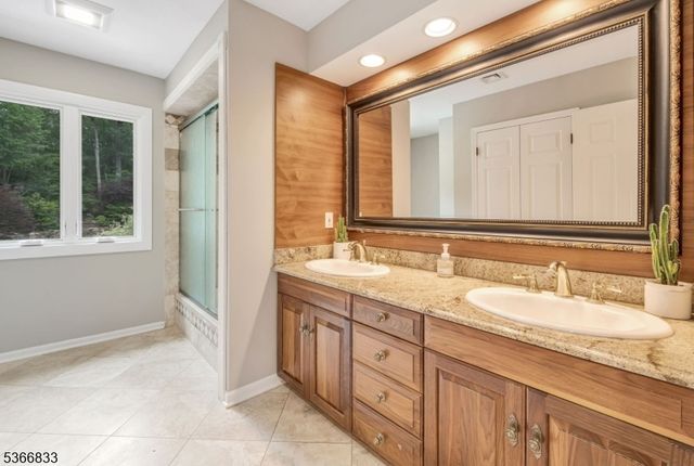 51 Twin Brooks Trl, Chester Twp., NJ 07930