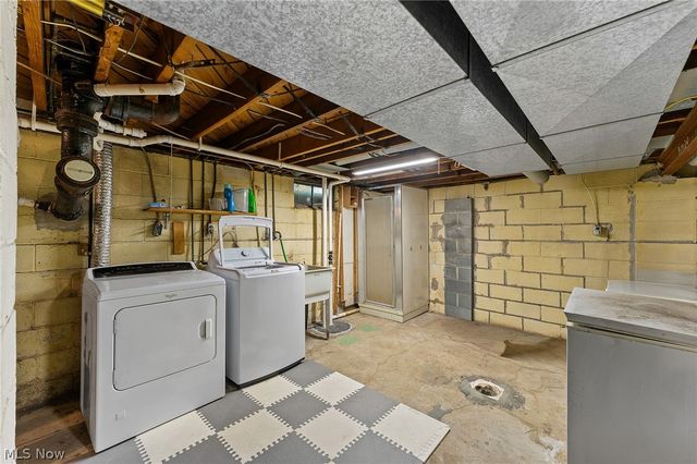 1521 W Park Avenue, Niles, OH 44446