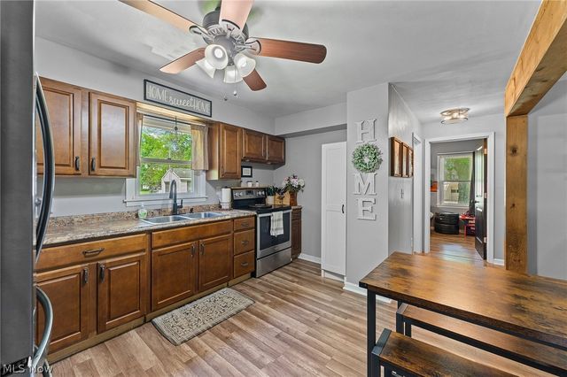1521 W Park Avenue, Niles, OH 44446
