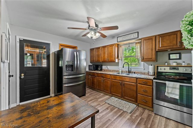 1521 W Park Avenue, Niles, OH 44446