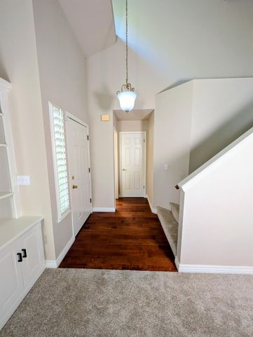 1773 E Goshen Avenue, Fresno, CA 93720