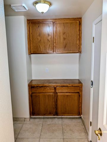 1773 E Goshen Avenue, Fresno, CA 93720