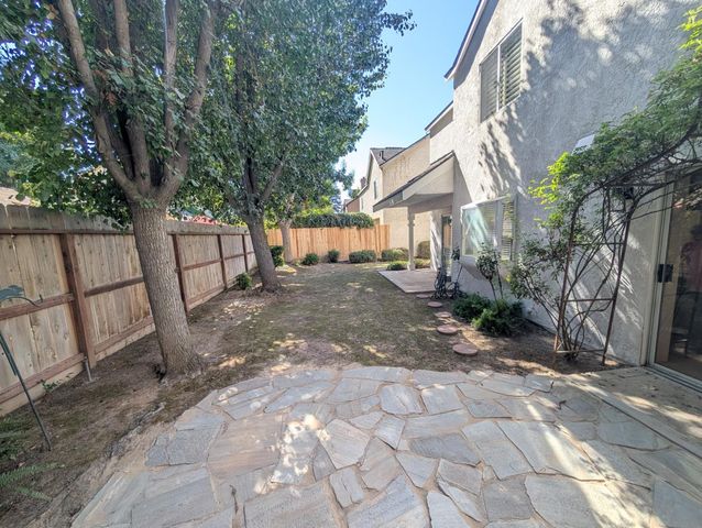 1773 E Goshen Avenue, Fresno, CA 93720