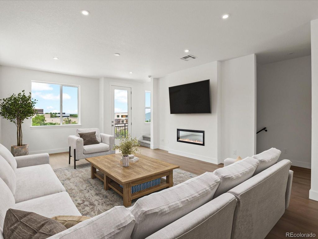 10 Ascent Trail, Englewood, CO 80112