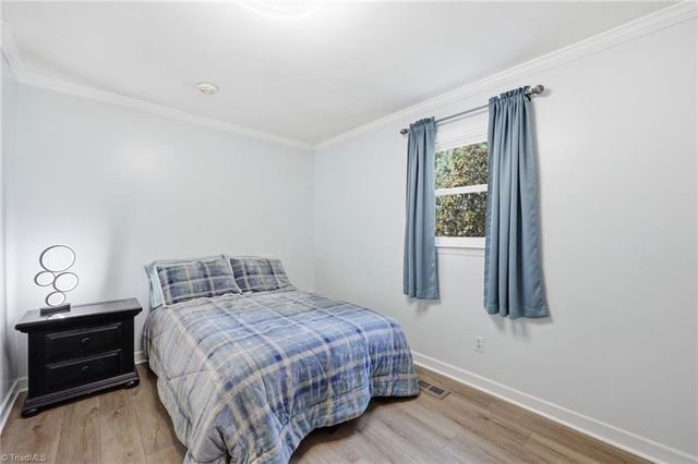 111 Pine Hill Drive, Clemmons, NC 27012