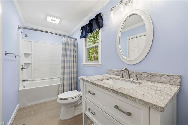 111 Pine Hill Drive, Clemmons, NC 27012