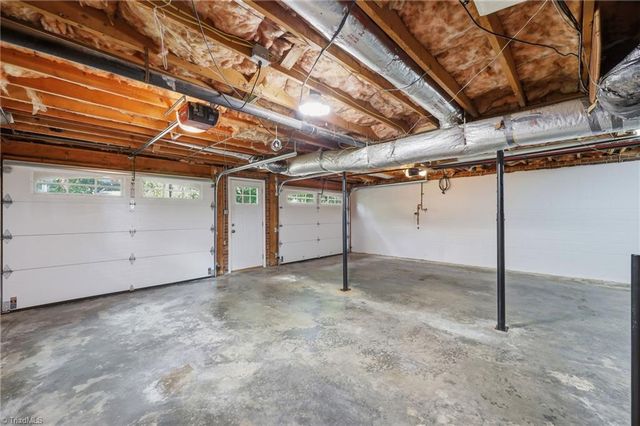 111 Pine Hill Drive, Clemmons, NC 27012