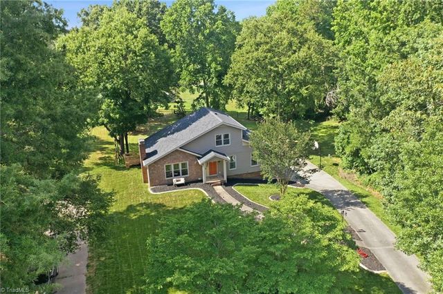 111 Pine Hill Drive, Clemmons, NC 27012