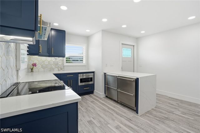 270 Dundee RD, Fort Myers Beach, FL 33931