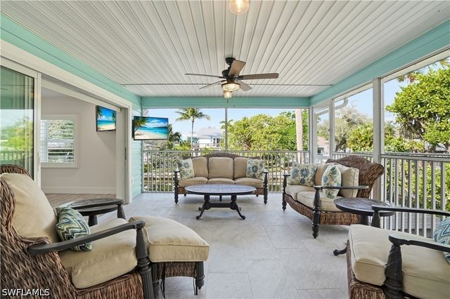 270 Dundee RD, Fort Myers Beach, FL 33931
