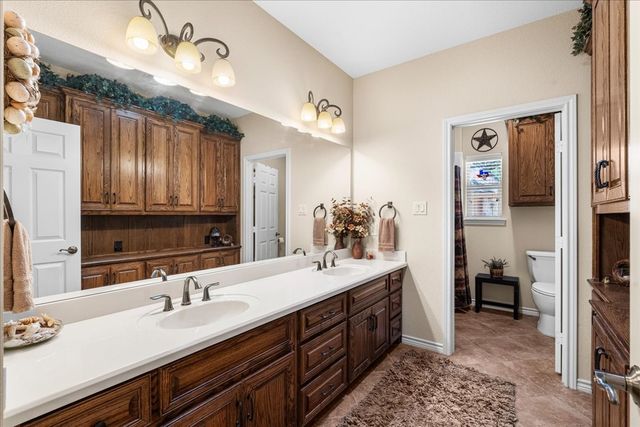 275 Jackson Circle, Kerens, TX 75144