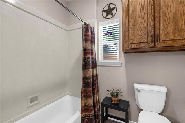 275 Jackson Circle, Kerens, TX 75144